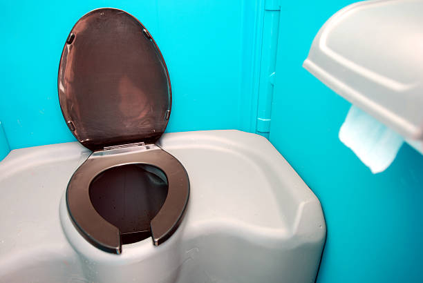 Best Portable restroom trailer rental  in Thornton, IL
